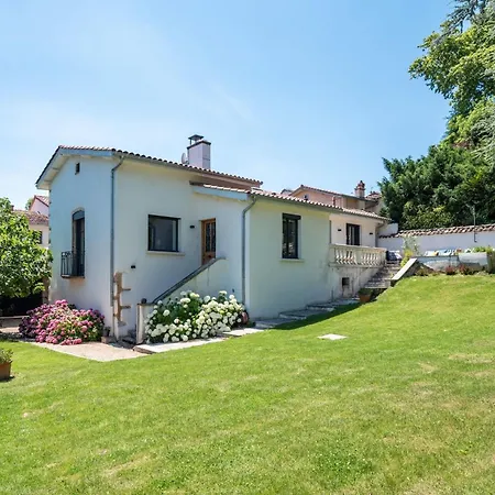 Maison Re - Chic And Relaxed House With Pool And Garden